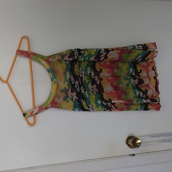 Top - Picture 2 of 2